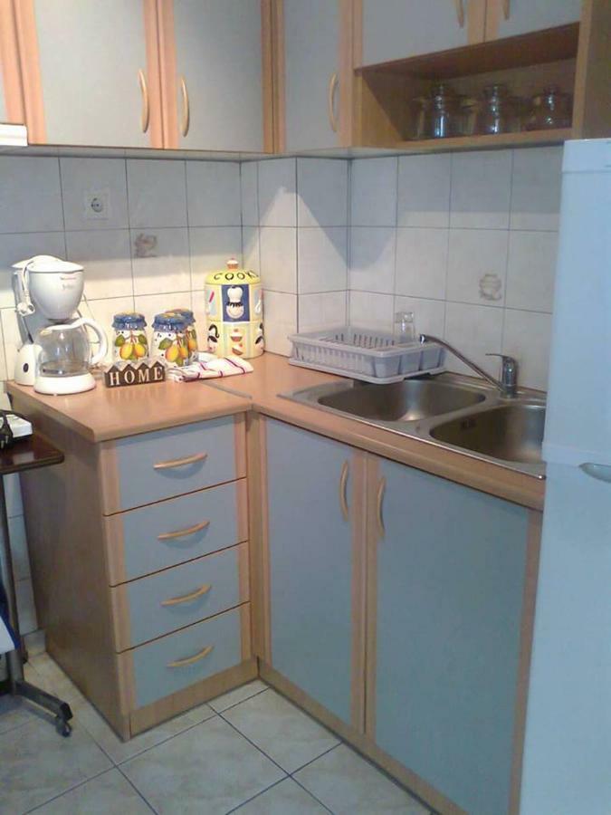 לוטראקי Small And Cosy Appartment- Piccolina מראה חיצוני תמונה